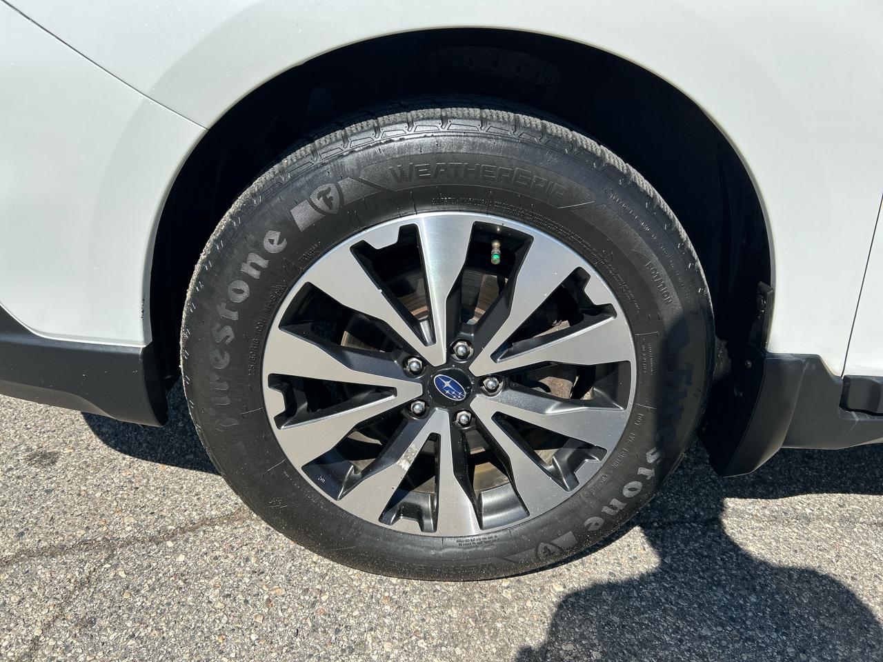 Subaru Outback 2.5i Limited 2015