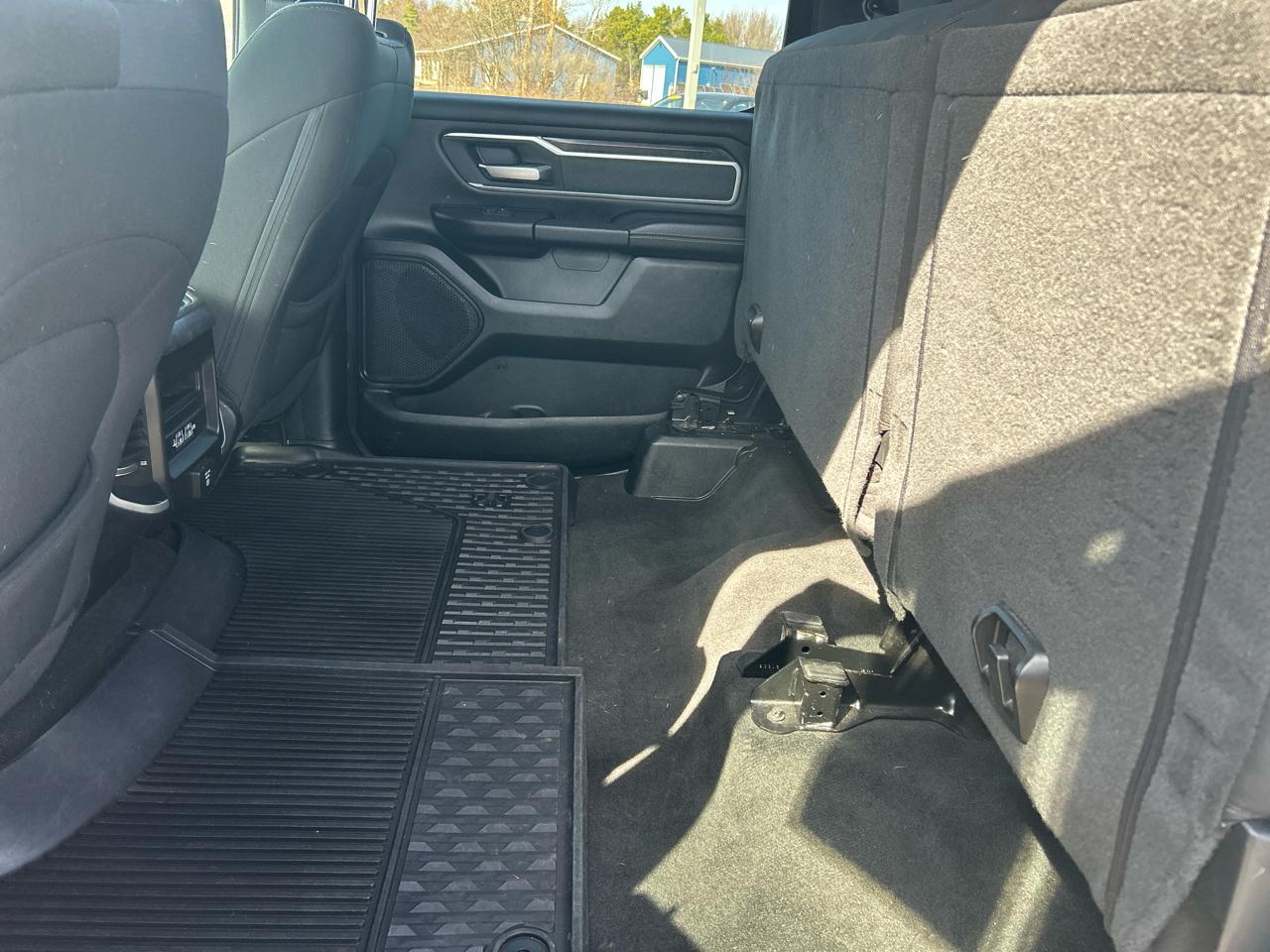 RAM 1500 Big Horn Crew Cab SWB 4WD 2020