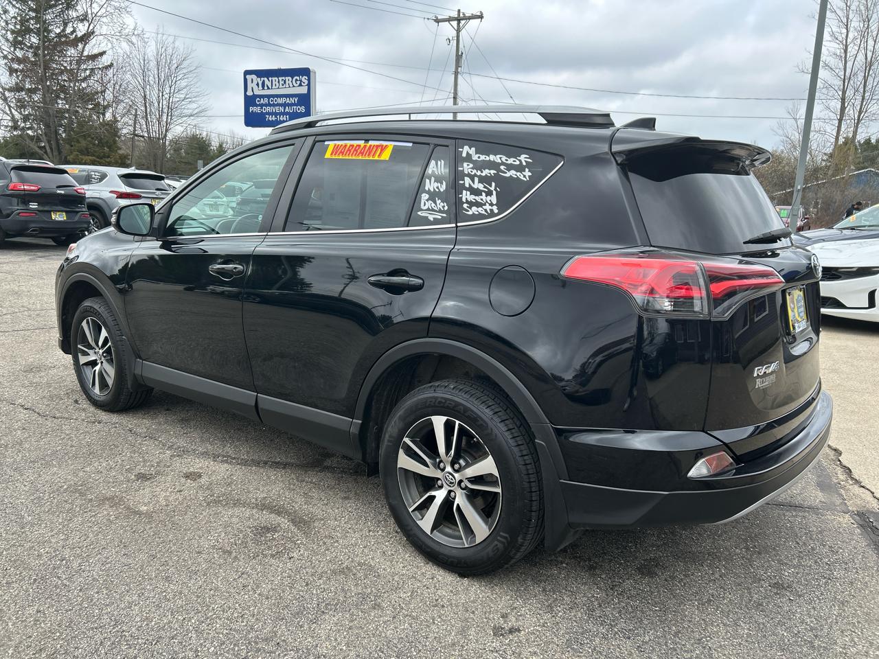 Toyota RAV4 XLE AWD 2018