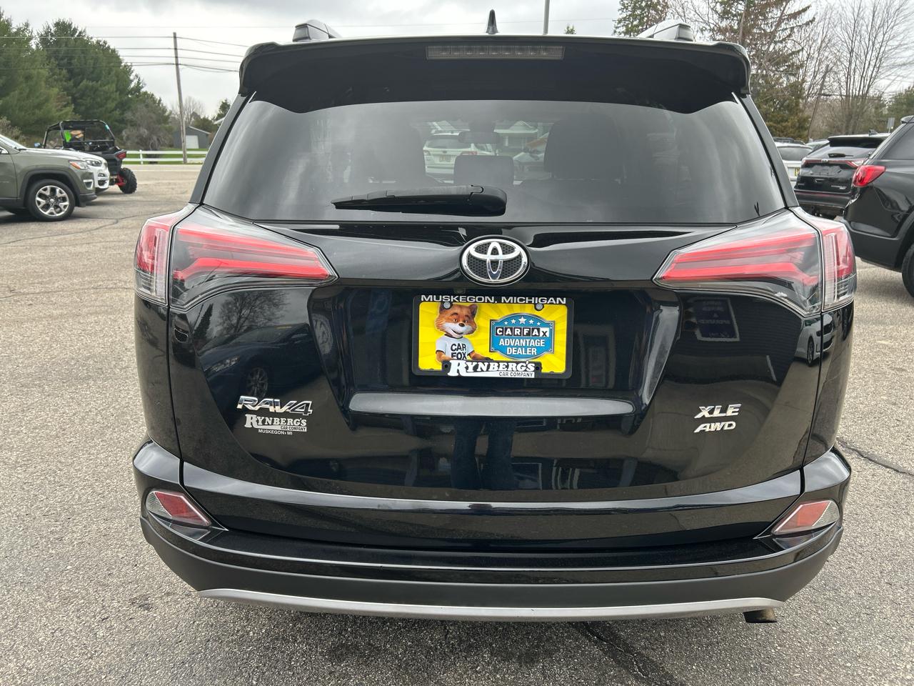 Toyota RAV4 XLE AWD 2018