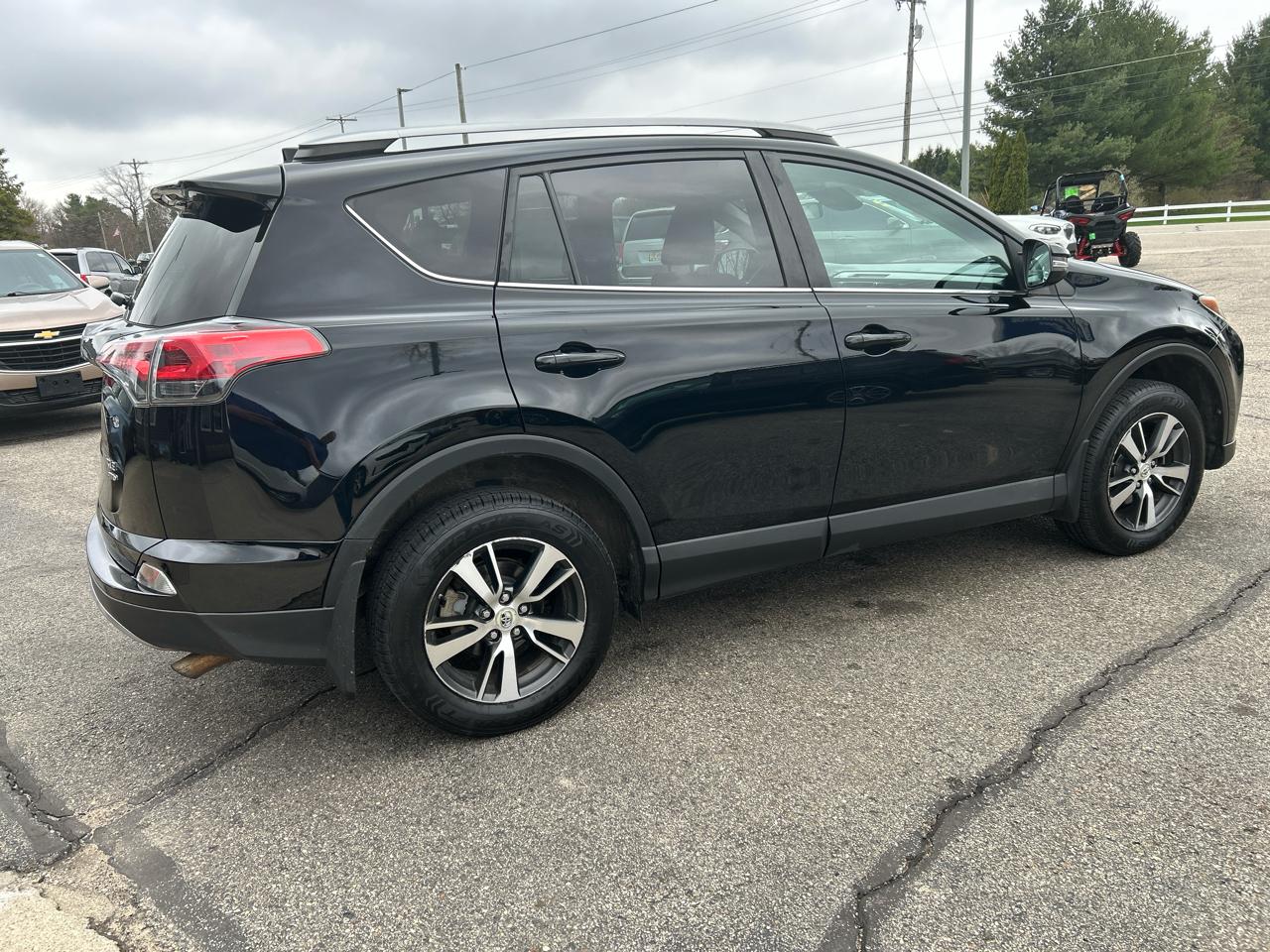 Toyota RAV4 XLE AWD 2018