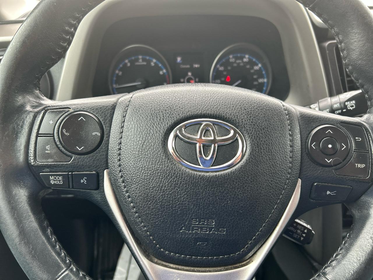 Toyota RAV4 XLE AWD 2018