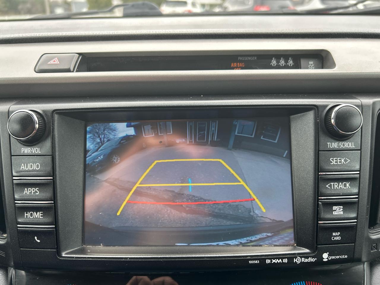 Toyota RAV4 XLE AWD 2018