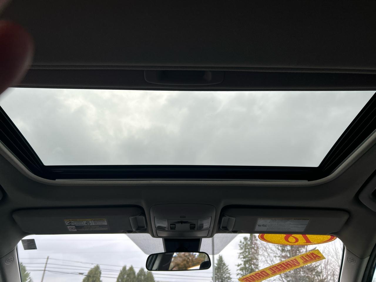 Toyota RAV4 XLE AWD 2018