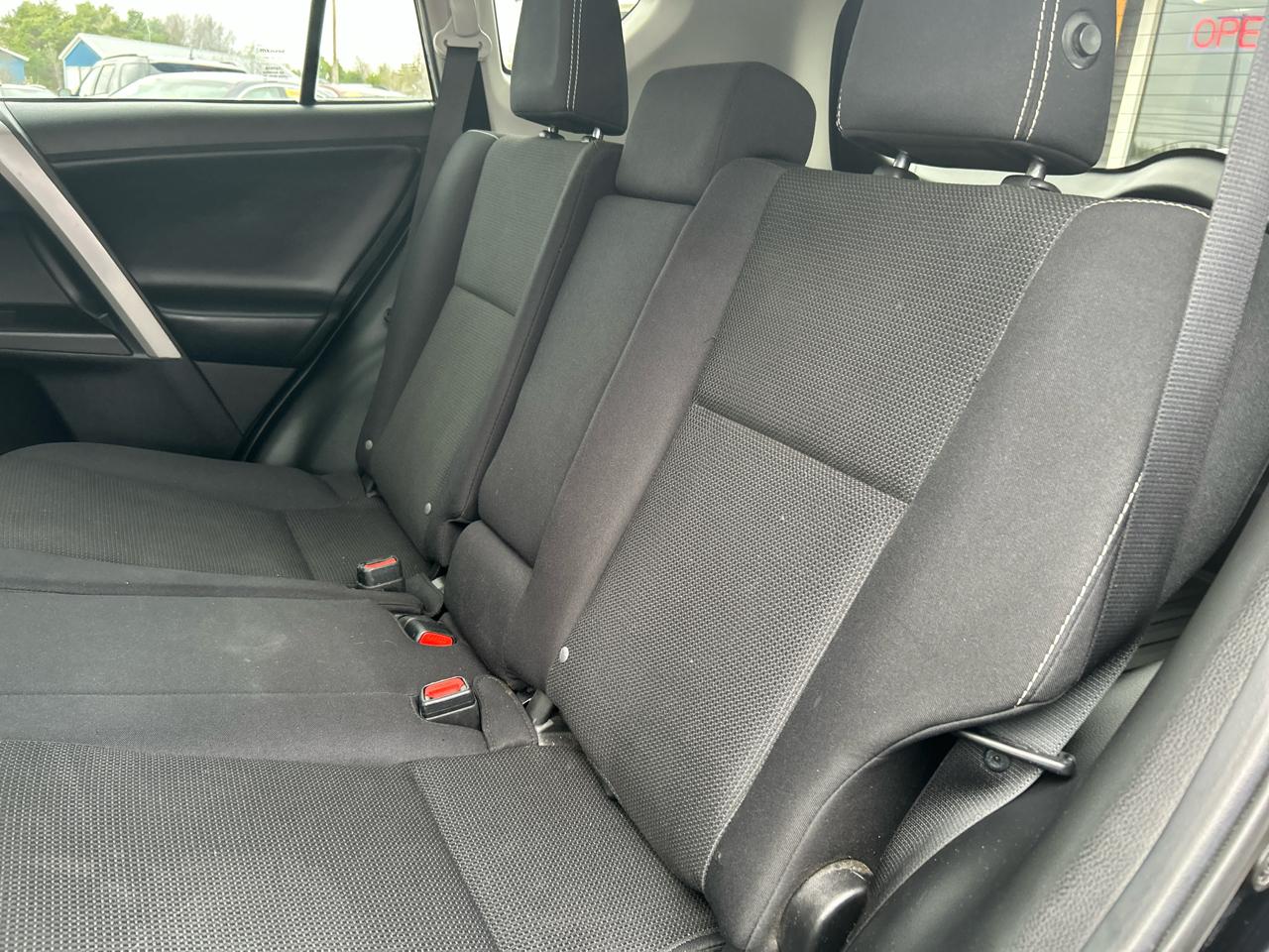 Toyota RAV4 XLE AWD 2018