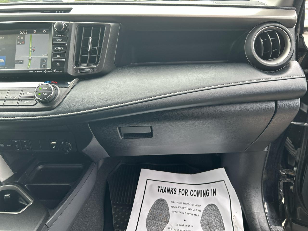 Toyota RAV4 XLE AWD 2018