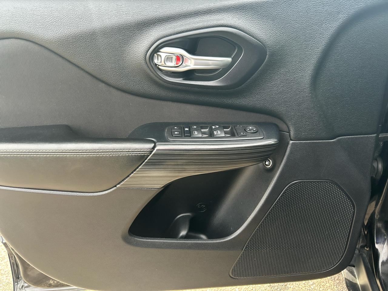 Jeep Cherokee Latitude 4WD 2017