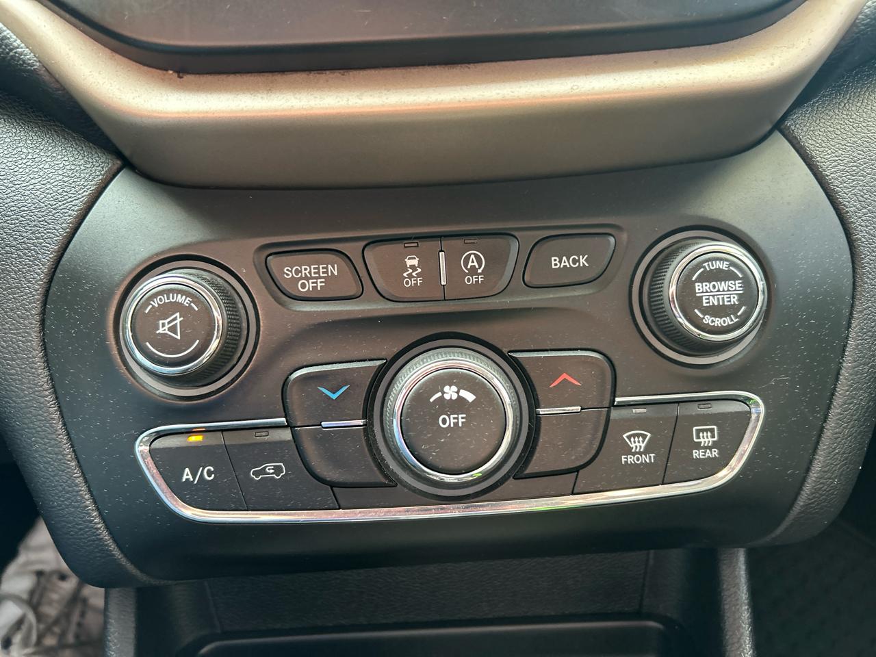 Jeep Cherokee Latitude 4WD 2017