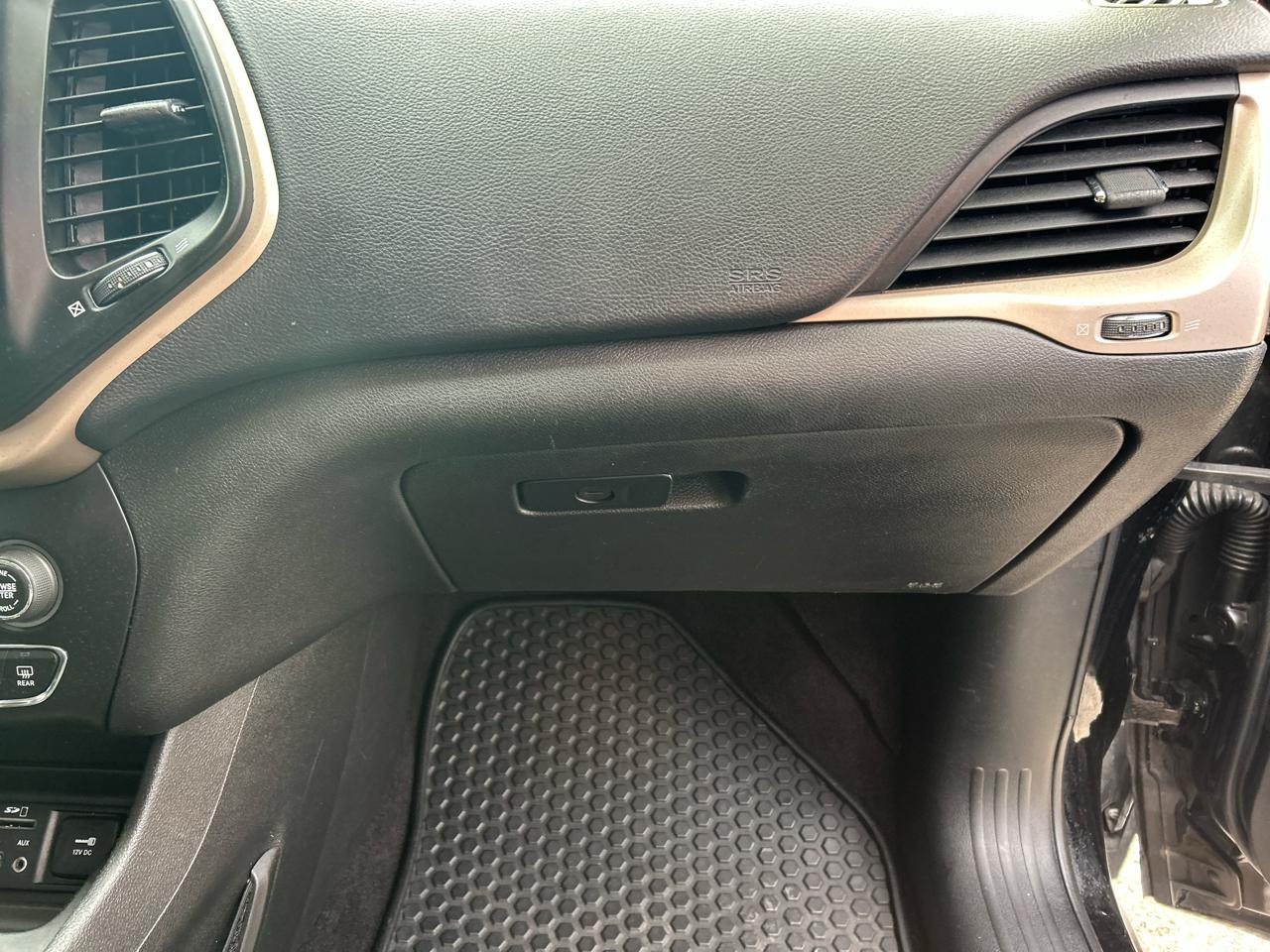 Jeep Cherokee Latitude 4WD 2017