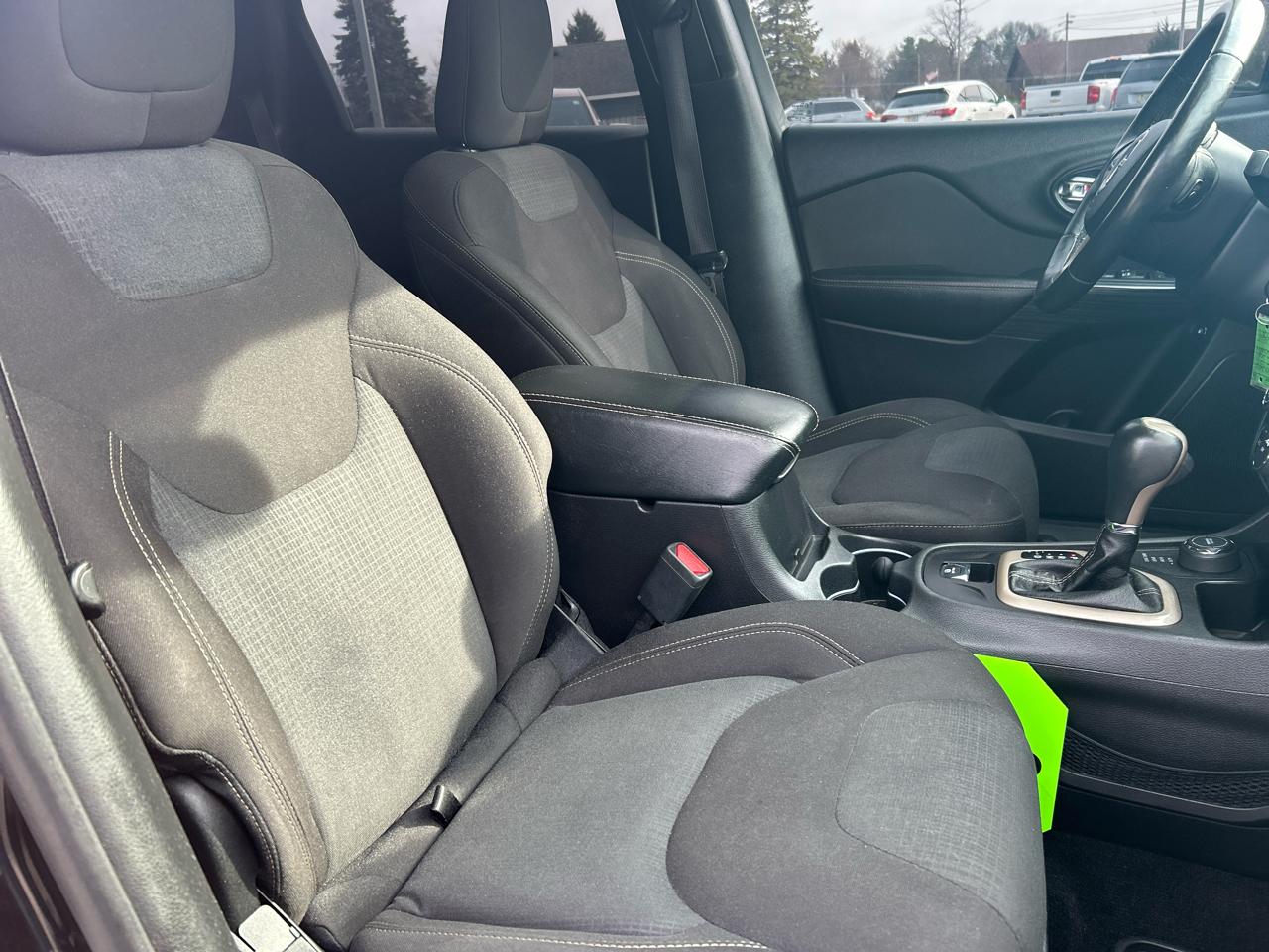 Jeep Cherokee Latitude 4WD 2017