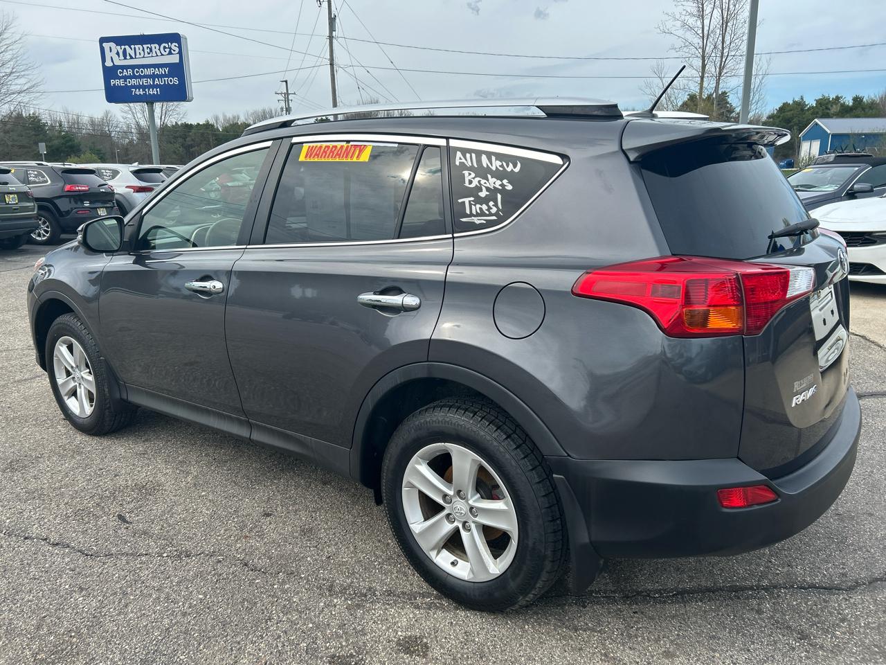 Toyota RAV4 XLE AWD 2014