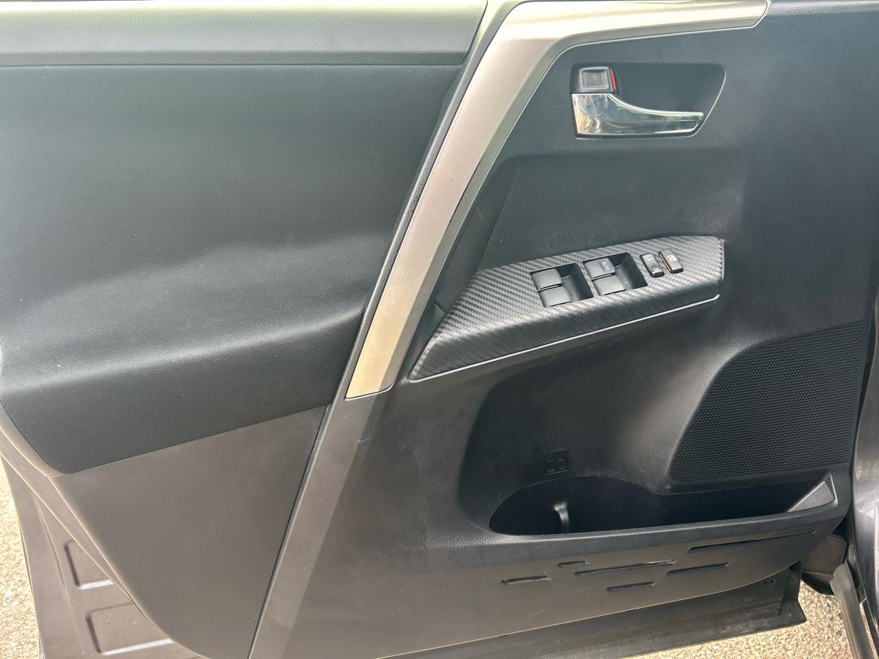 Toyota RAV4 XLE AWD 2014