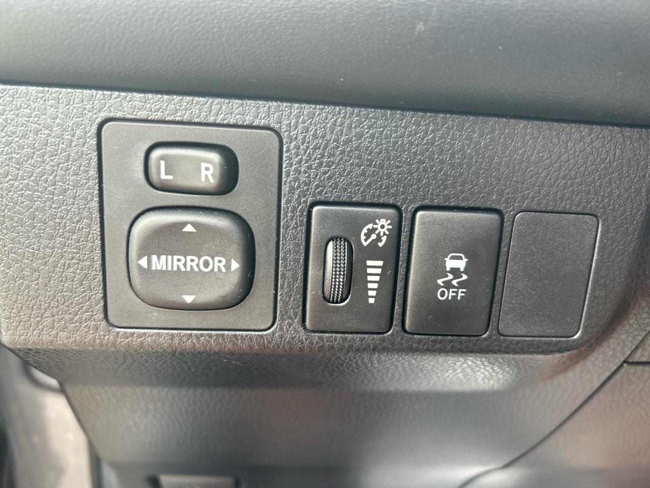 Toyota RAV4 XLE AWD 2014