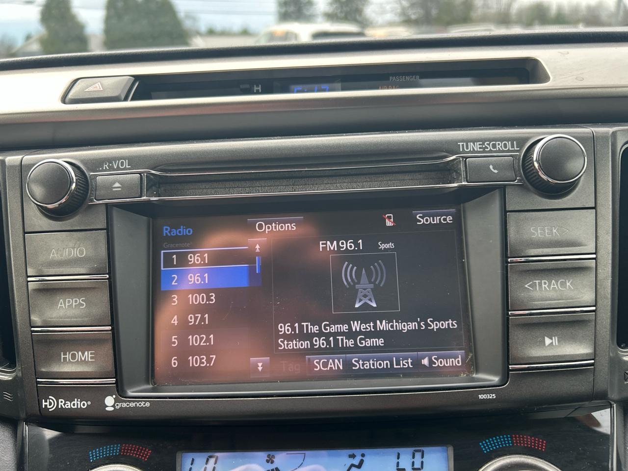 Toyota RAV4 XLE AWD 2014