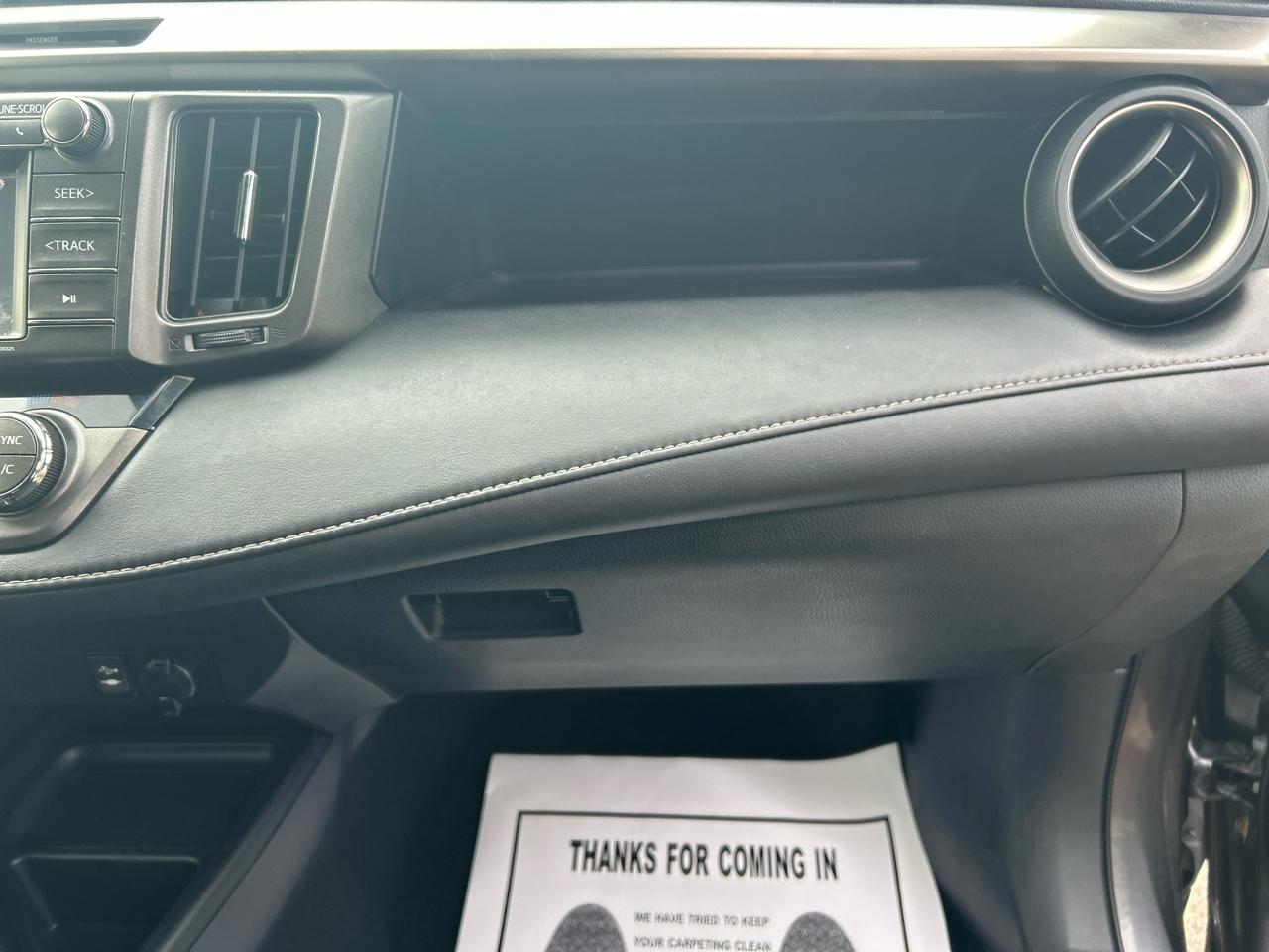 Toyota RAV4 XLE AWD 2014