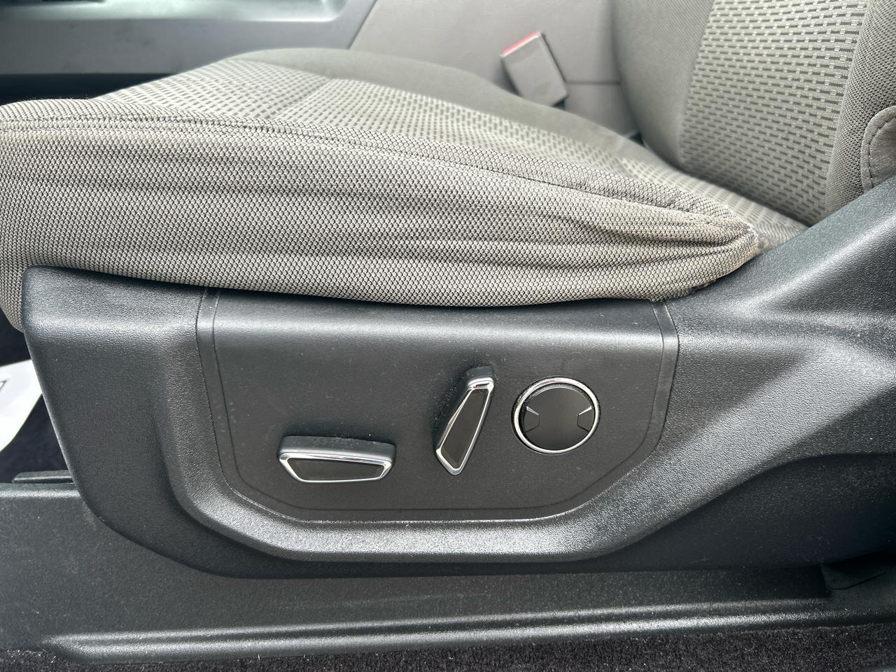 Ford F-150 4WD SuperCrew 150" XLT 2016