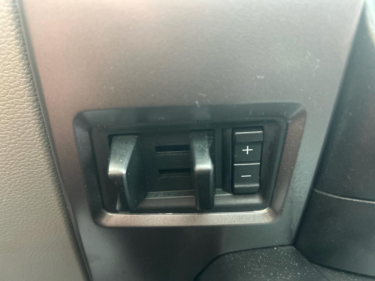 Ford F-150 4WD SuperCrew 150" XLT 2016