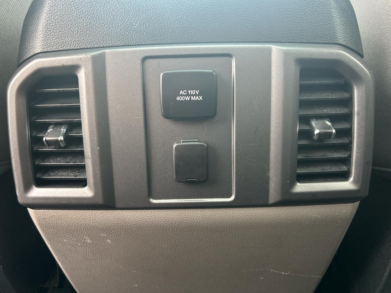 Ford F-150 4WD SuperCrew 150" XLT 2016