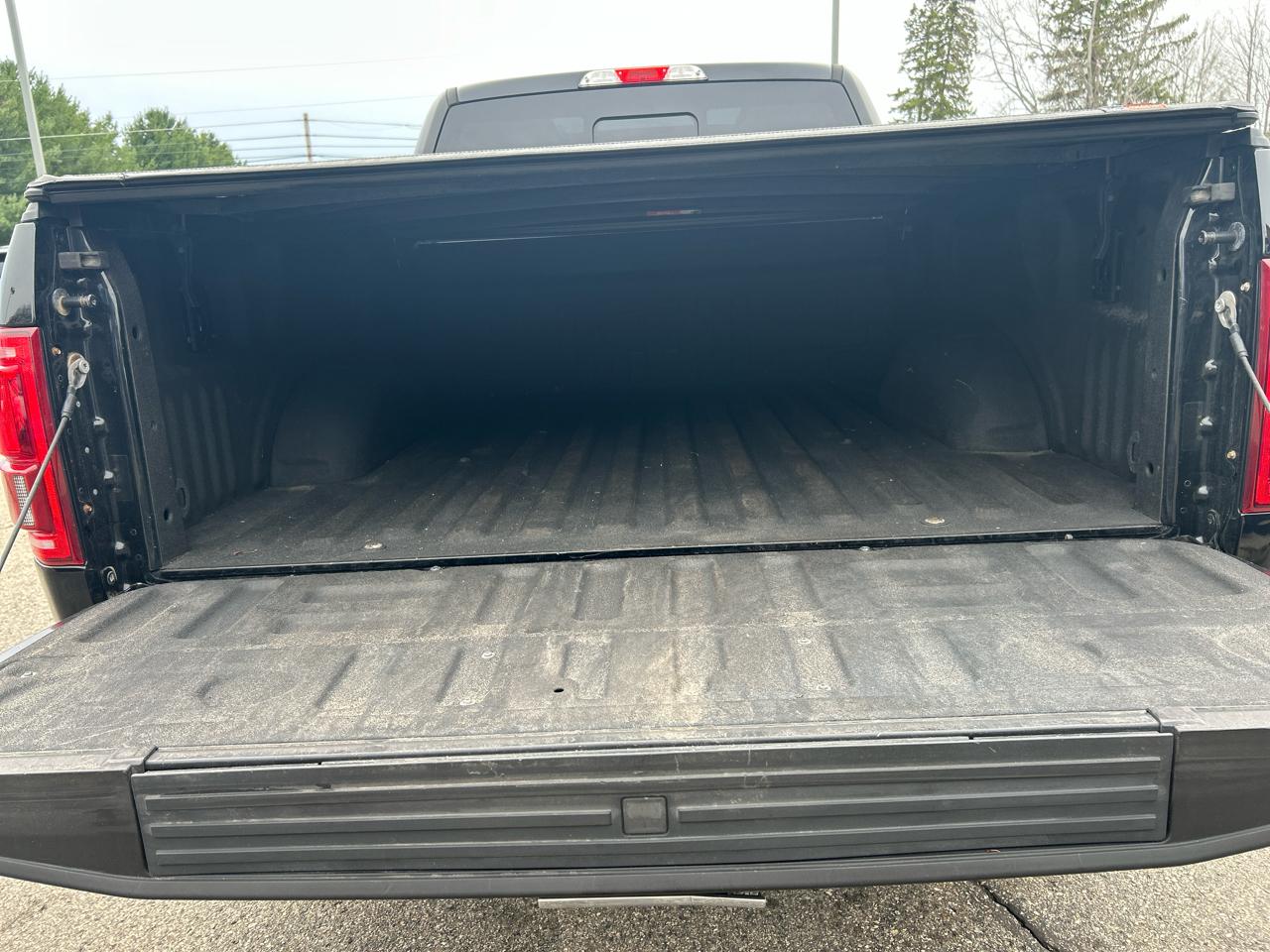 Ford F-150 4WD SuperCrew 150" XLT 2016