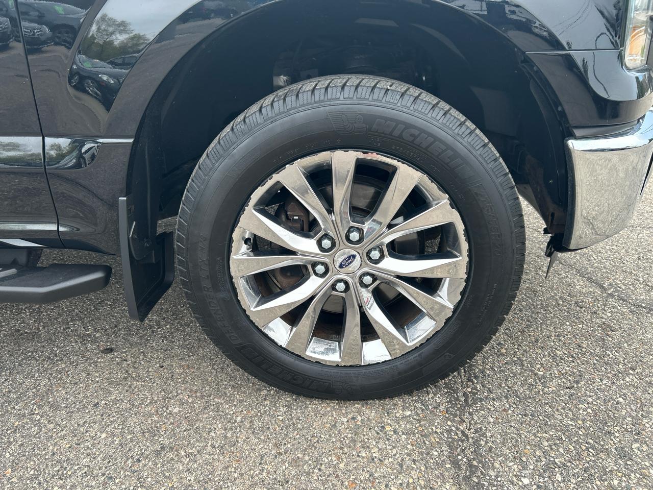 Ford F-150 4WD SuperCrew 150" XLT 2016