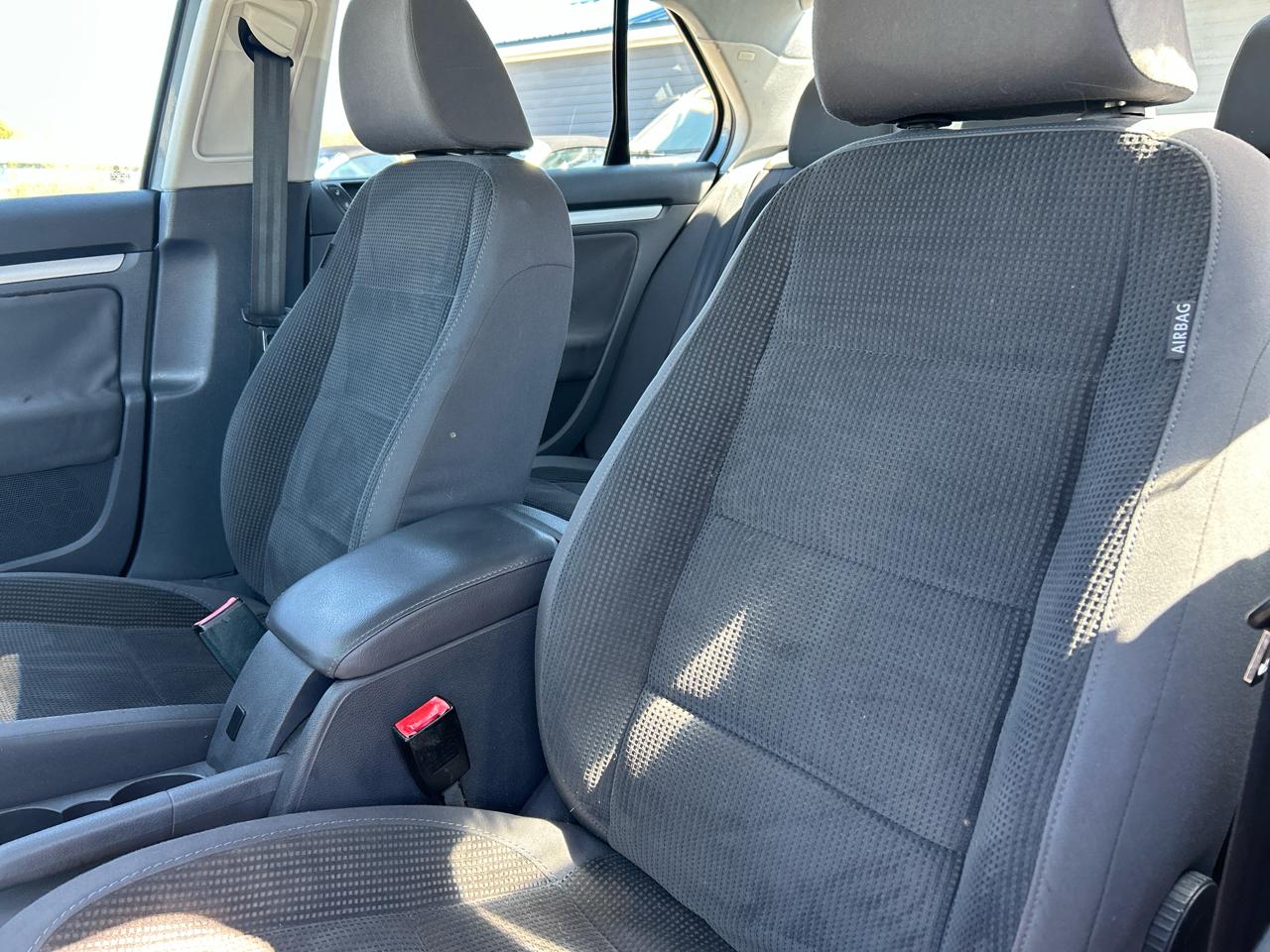 Volkswagen Jetta S PZEV 2009