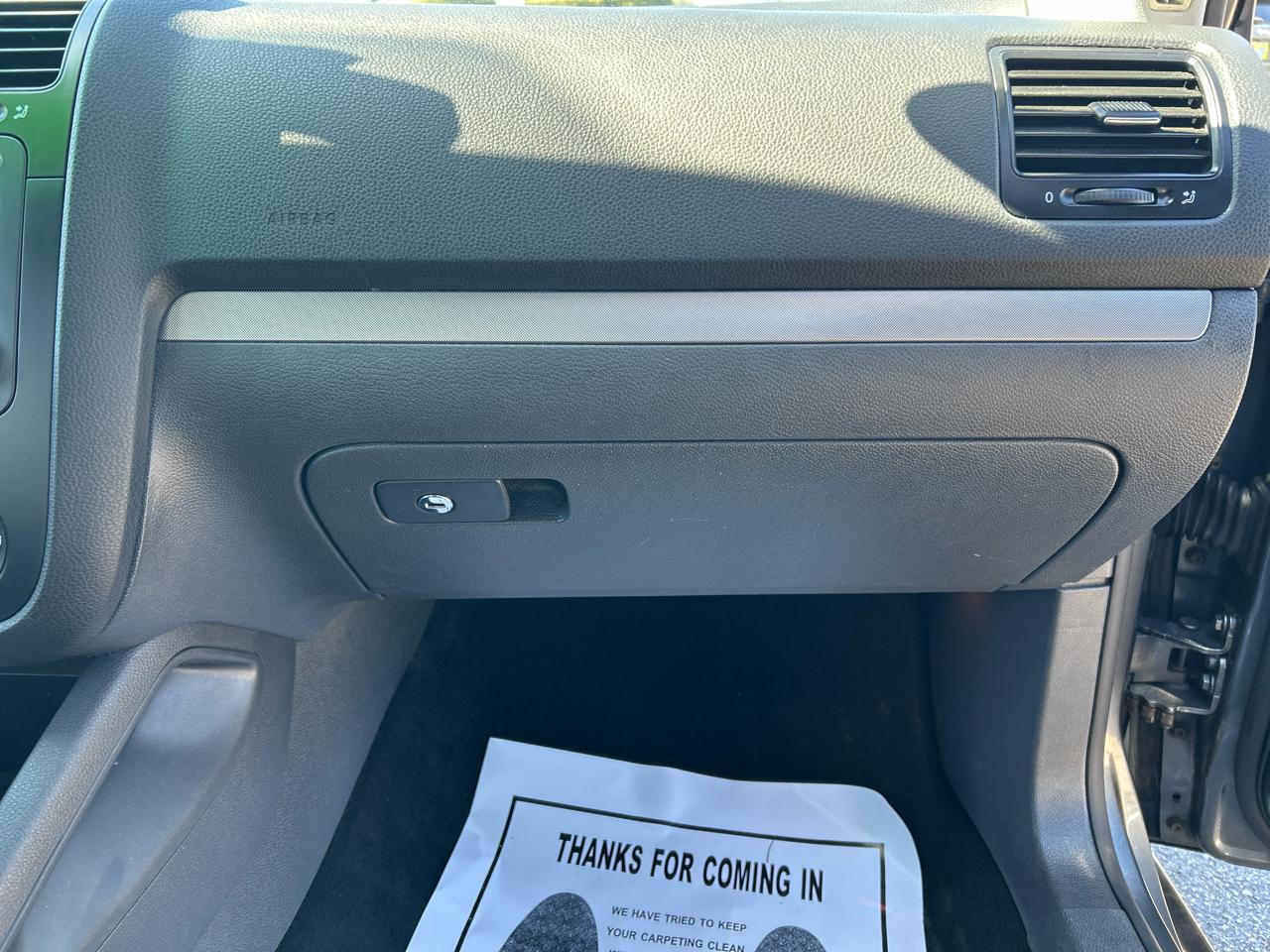 Volkswagen Jetta S PZEV 2009