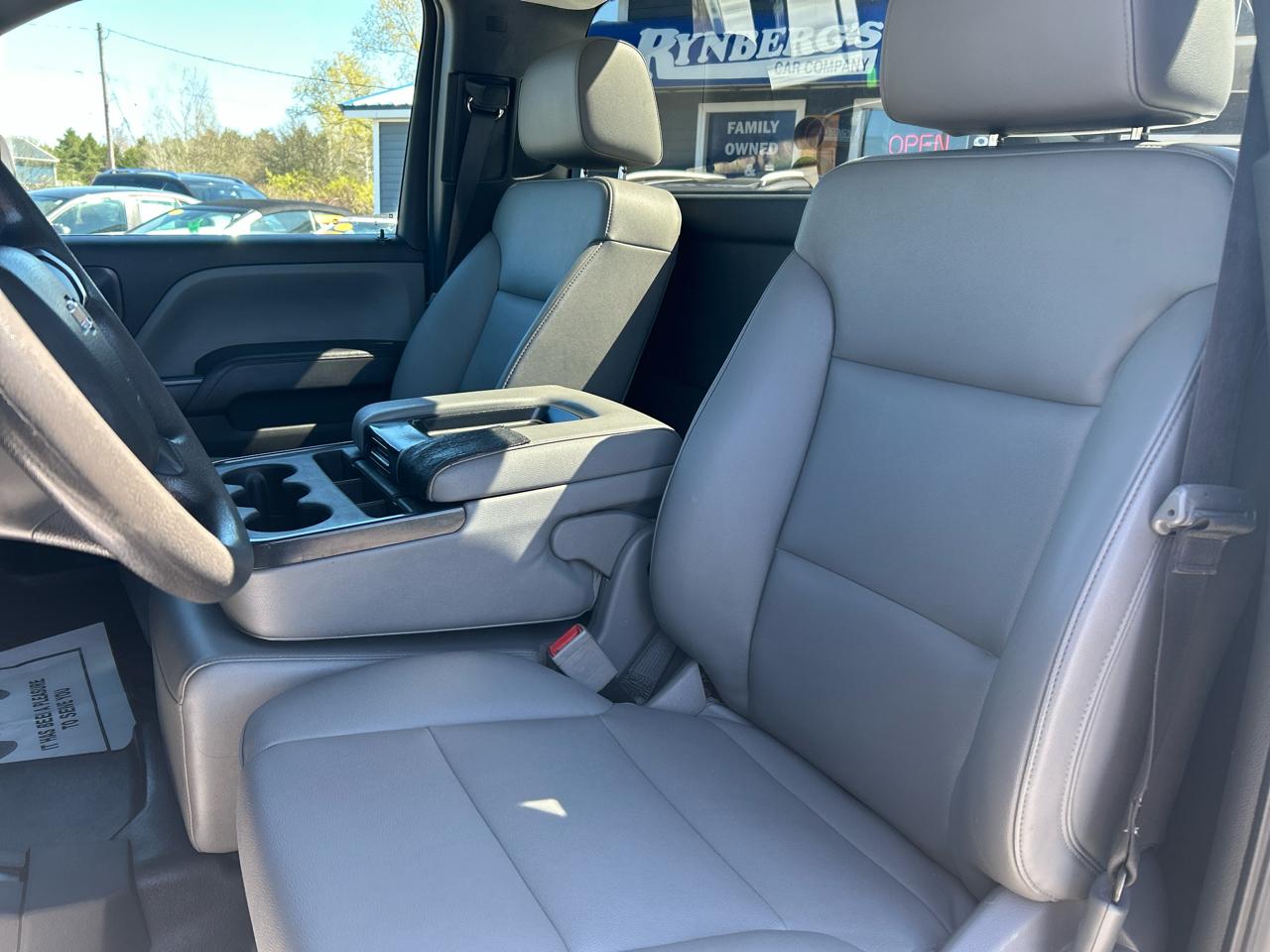 Chevrolet Silverado 2500HD 4WD Reg Cab 142" Work Truck 2018