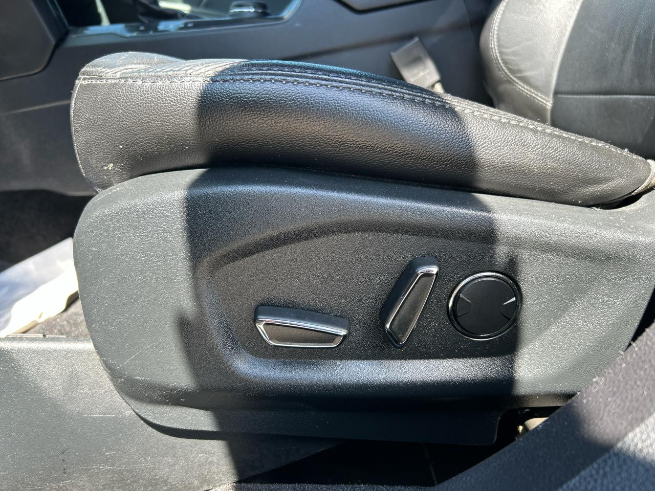 Ford Explorer 4dr XLT 4WD 2018