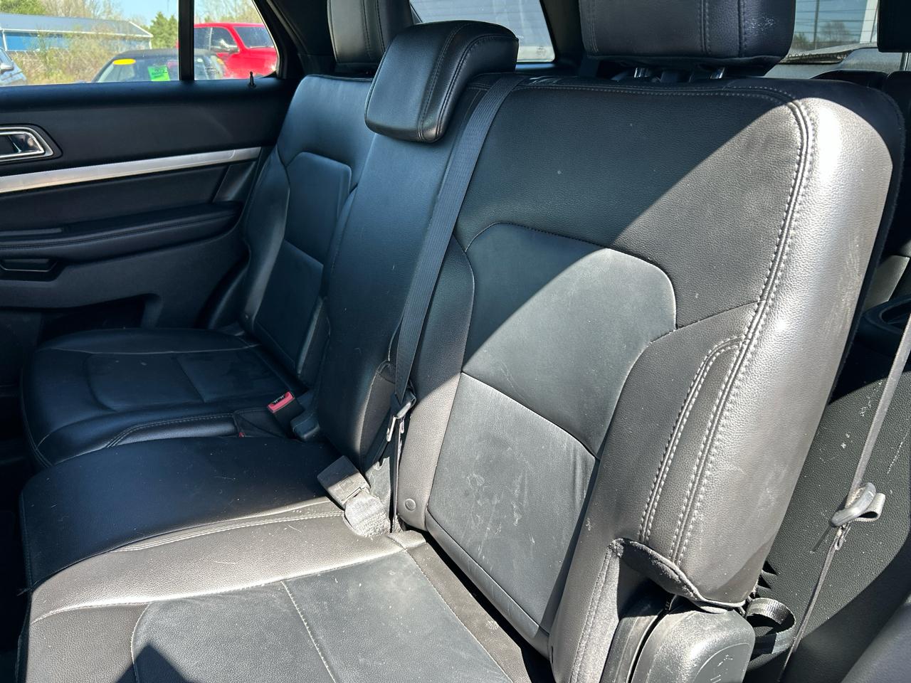 Ford Explorer 4dr XLT 4WD 2018