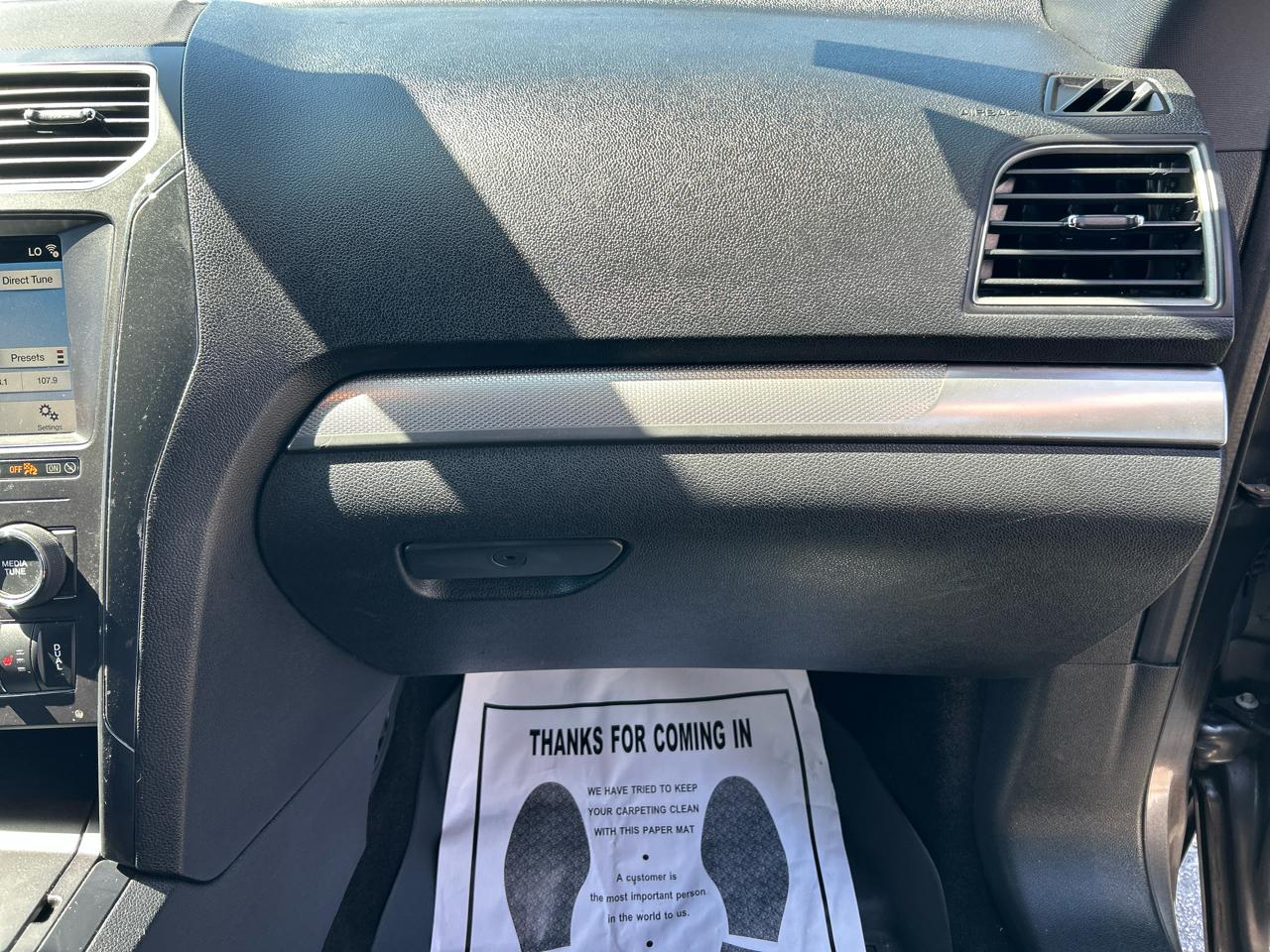 Ford Explorer 4dr XLT 4WD 2018