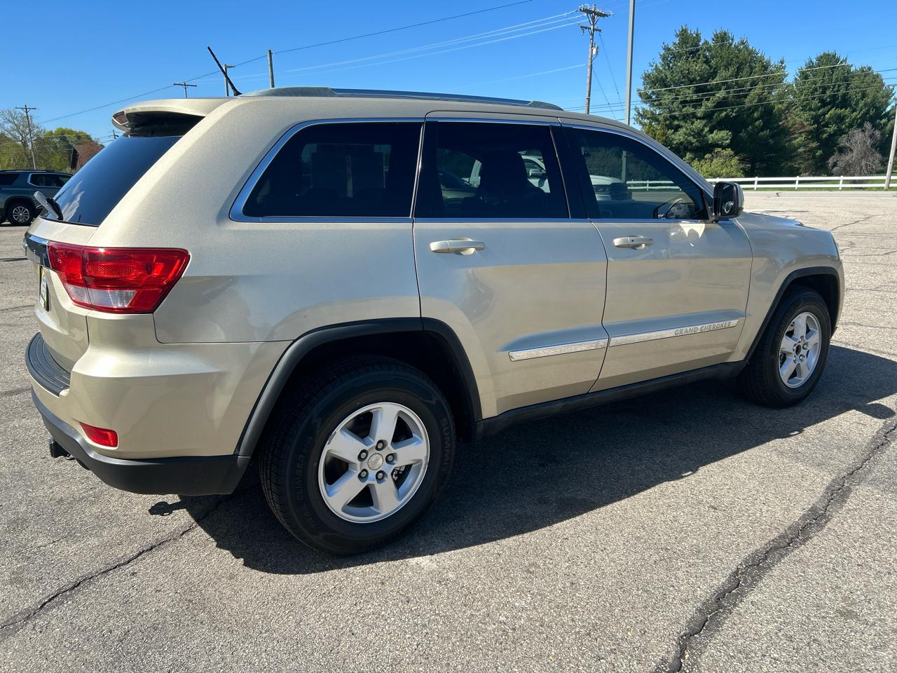 Jeep Grand Cherokee Laredo 4WD 2011