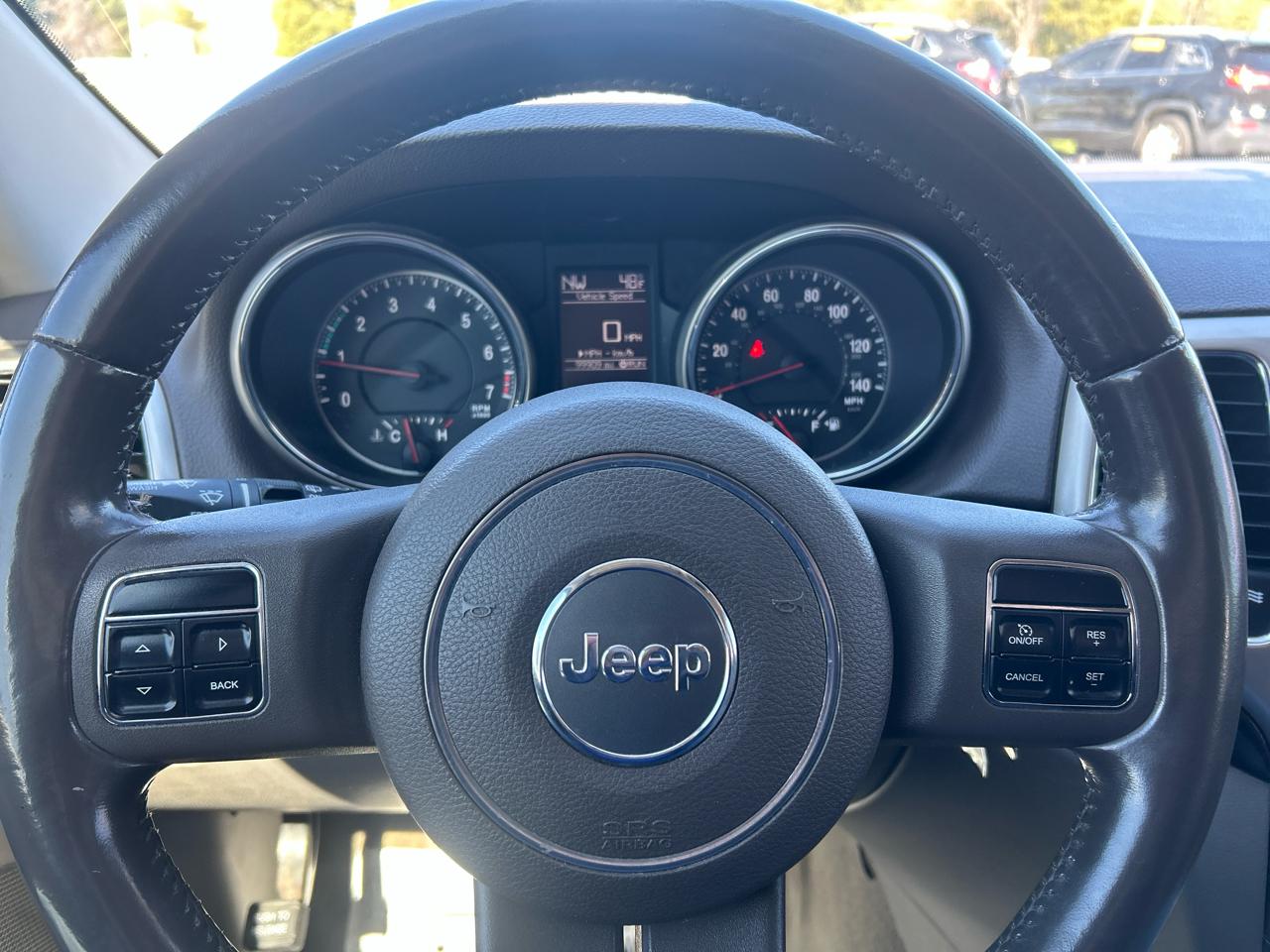 Jeep Grand Cherokee Laredo 4WD 2011