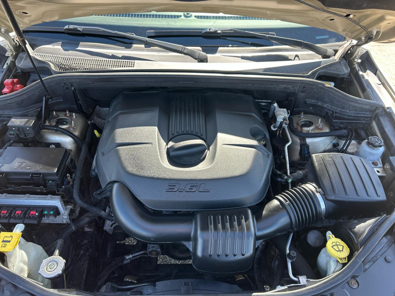 Jeep Grand Cherokee Laredo 4WD 2011