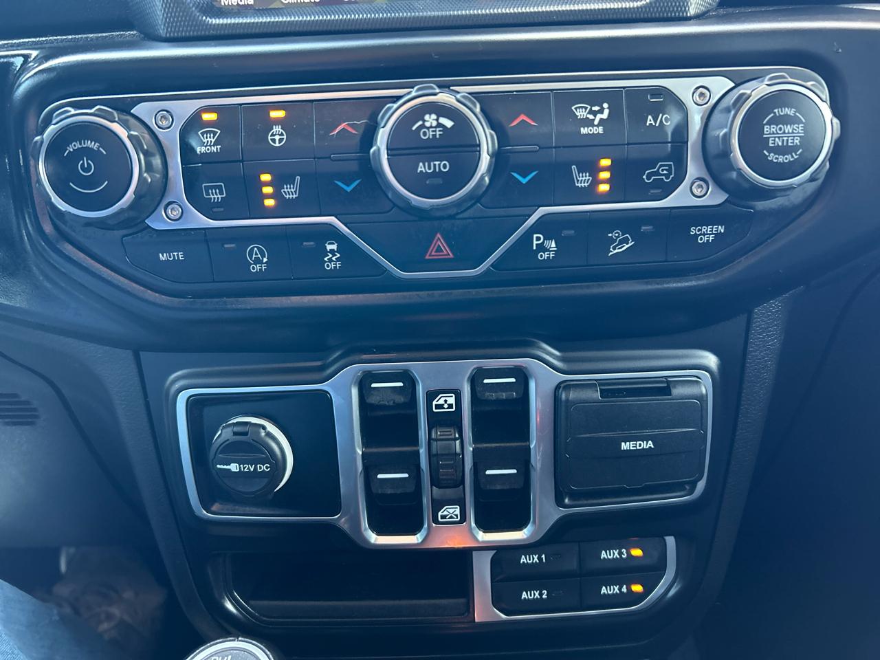 Jeep Wrangler Unlimited Sahara 2020