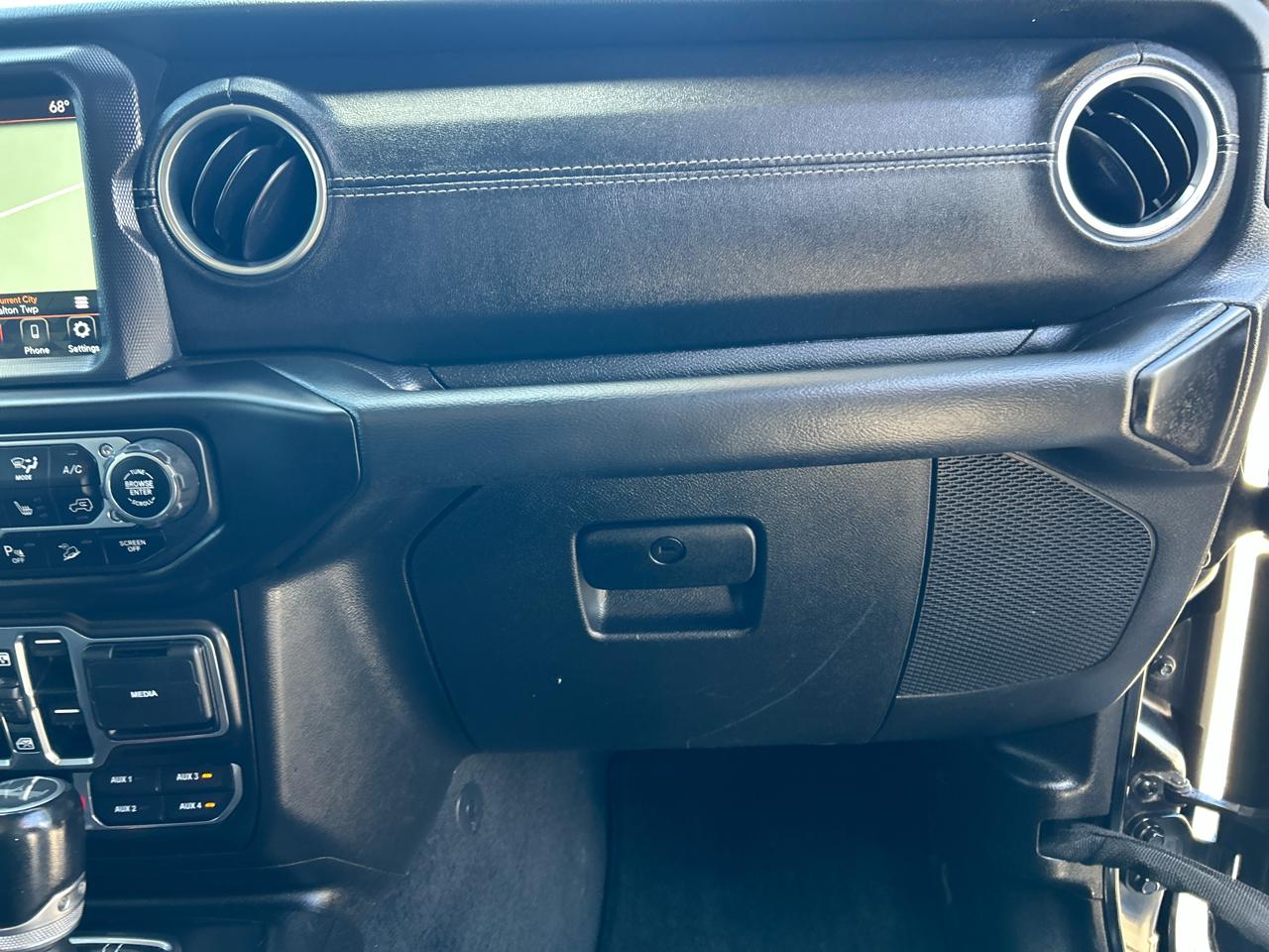 Jeep Wrangler Unlimited Sahara 2020