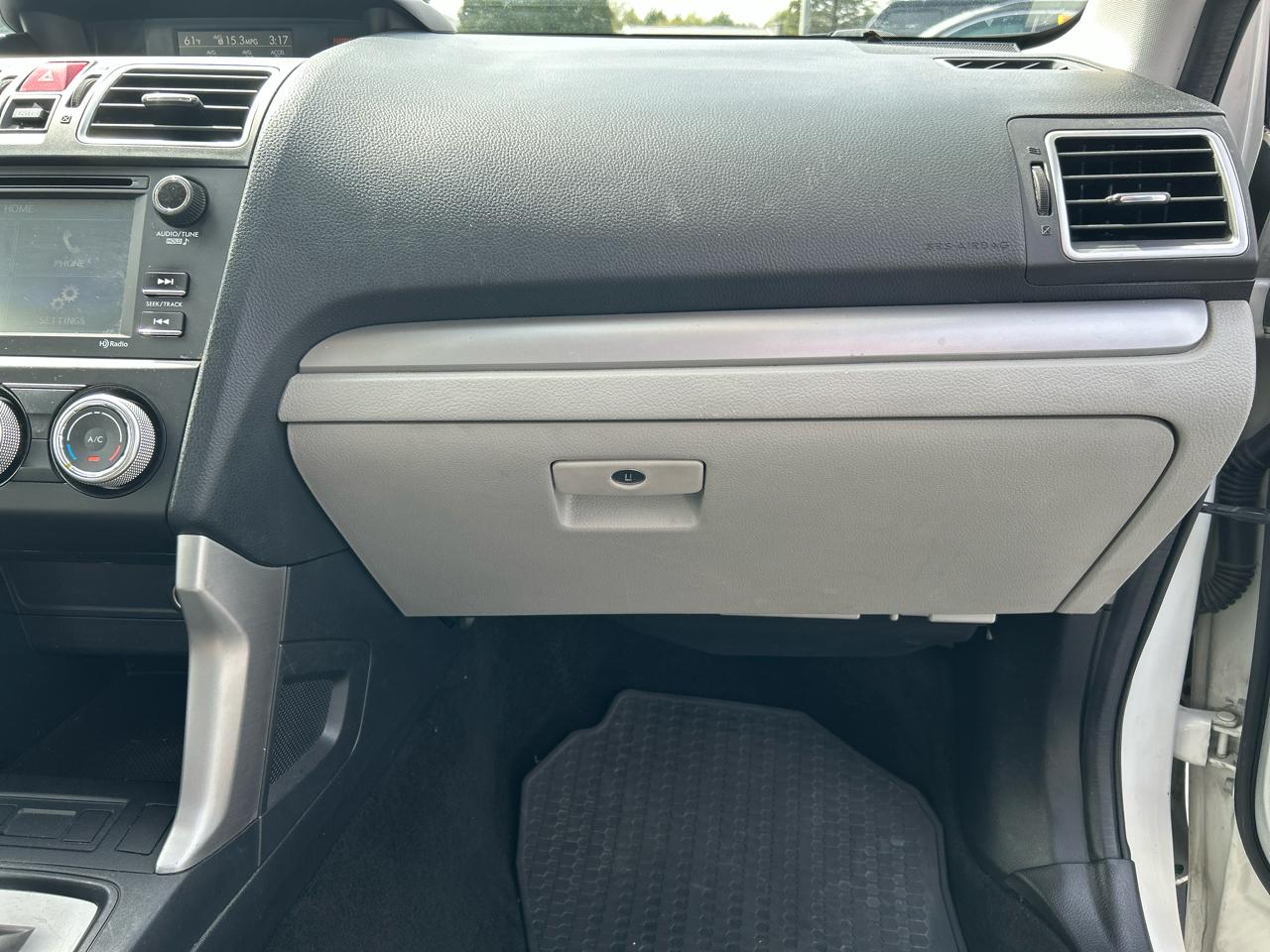 Subaru Forester 2.5i Premium PZEV CVT 2017