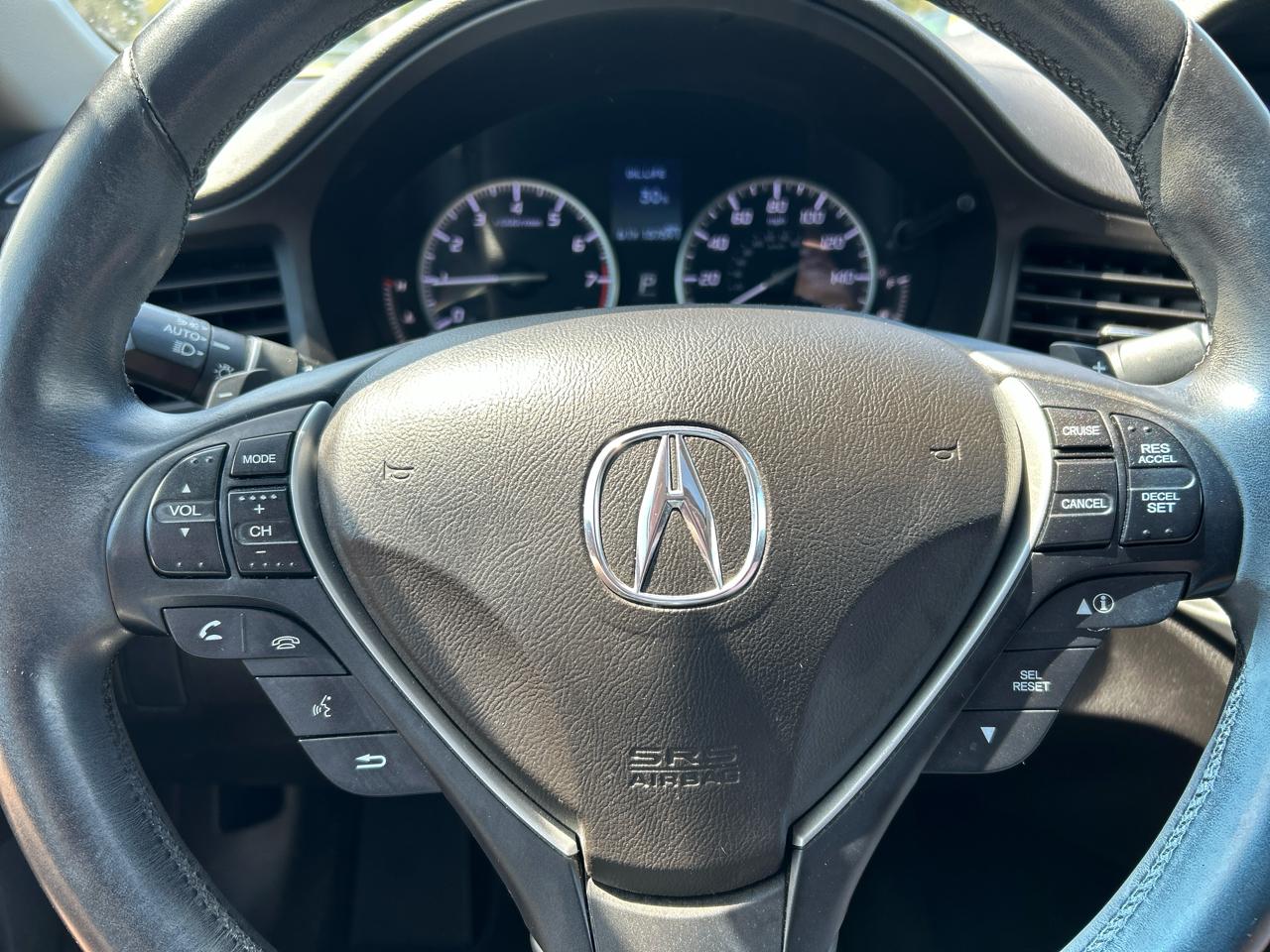 Acura ILX 5-Spd AT 2014