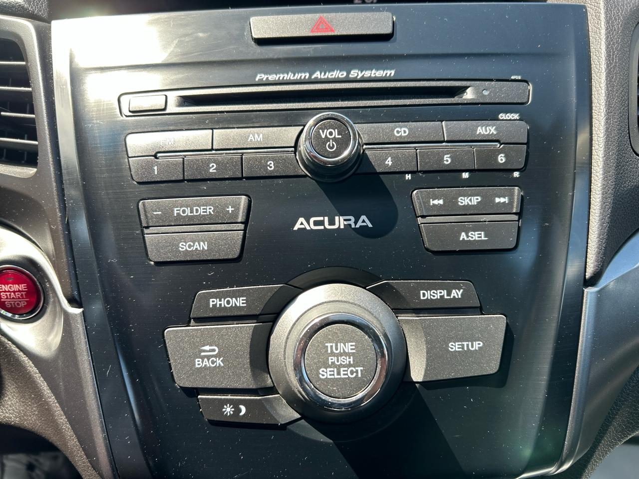 Acura ILX 5-Spd AT 2014