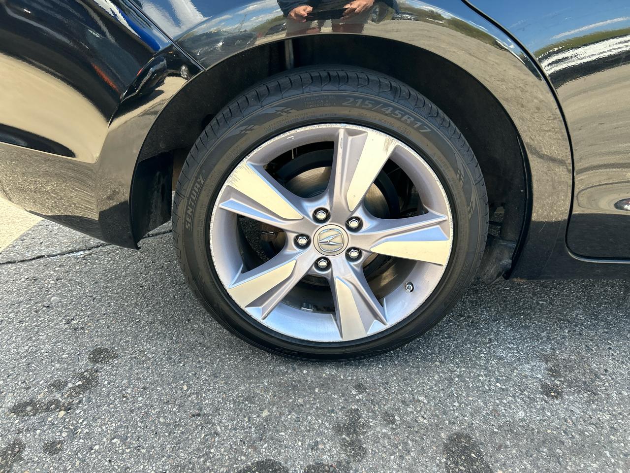 Acura ILX 5-Spd AT 2014