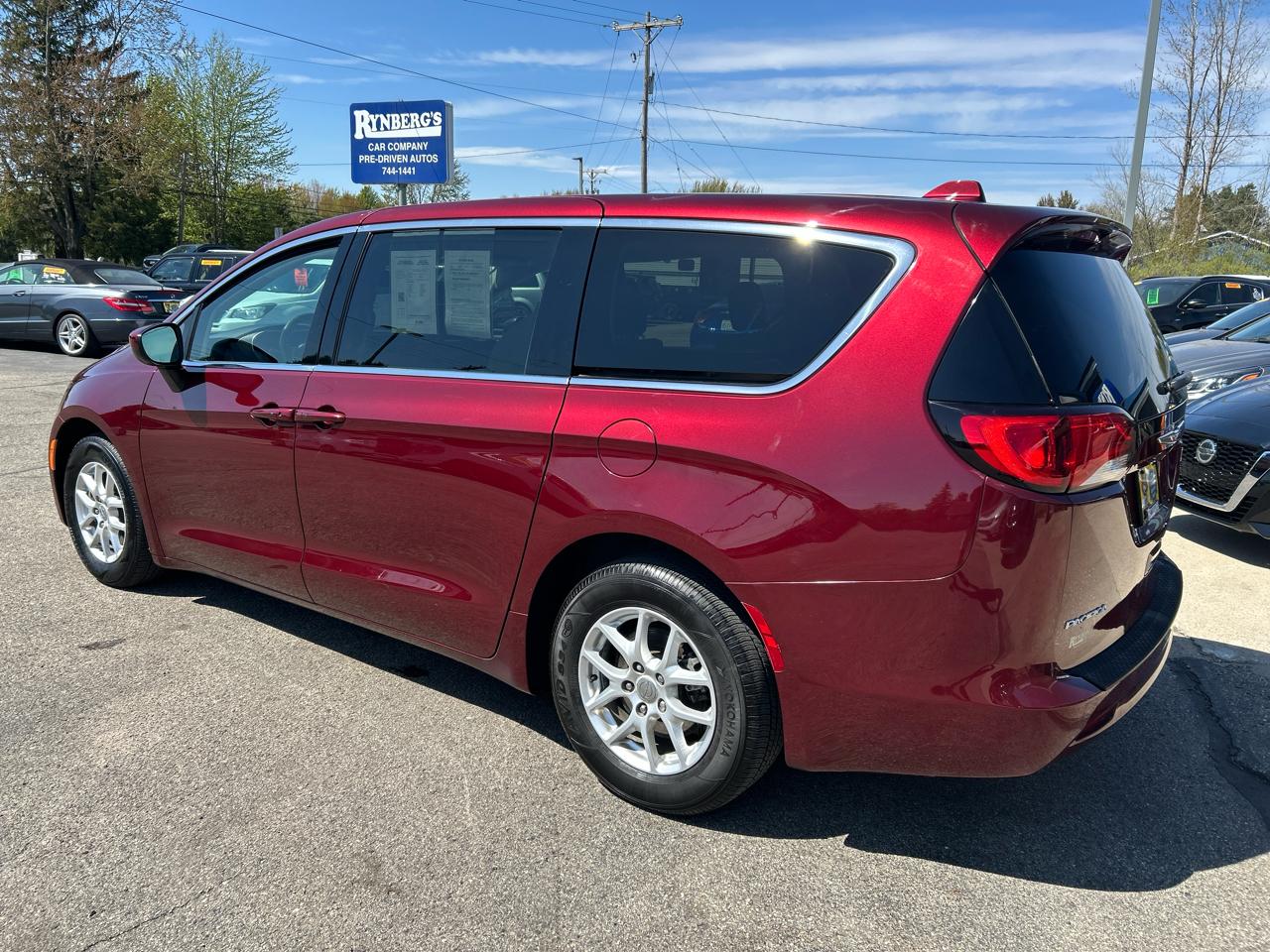 Chrysler Pacifica Touring 2017