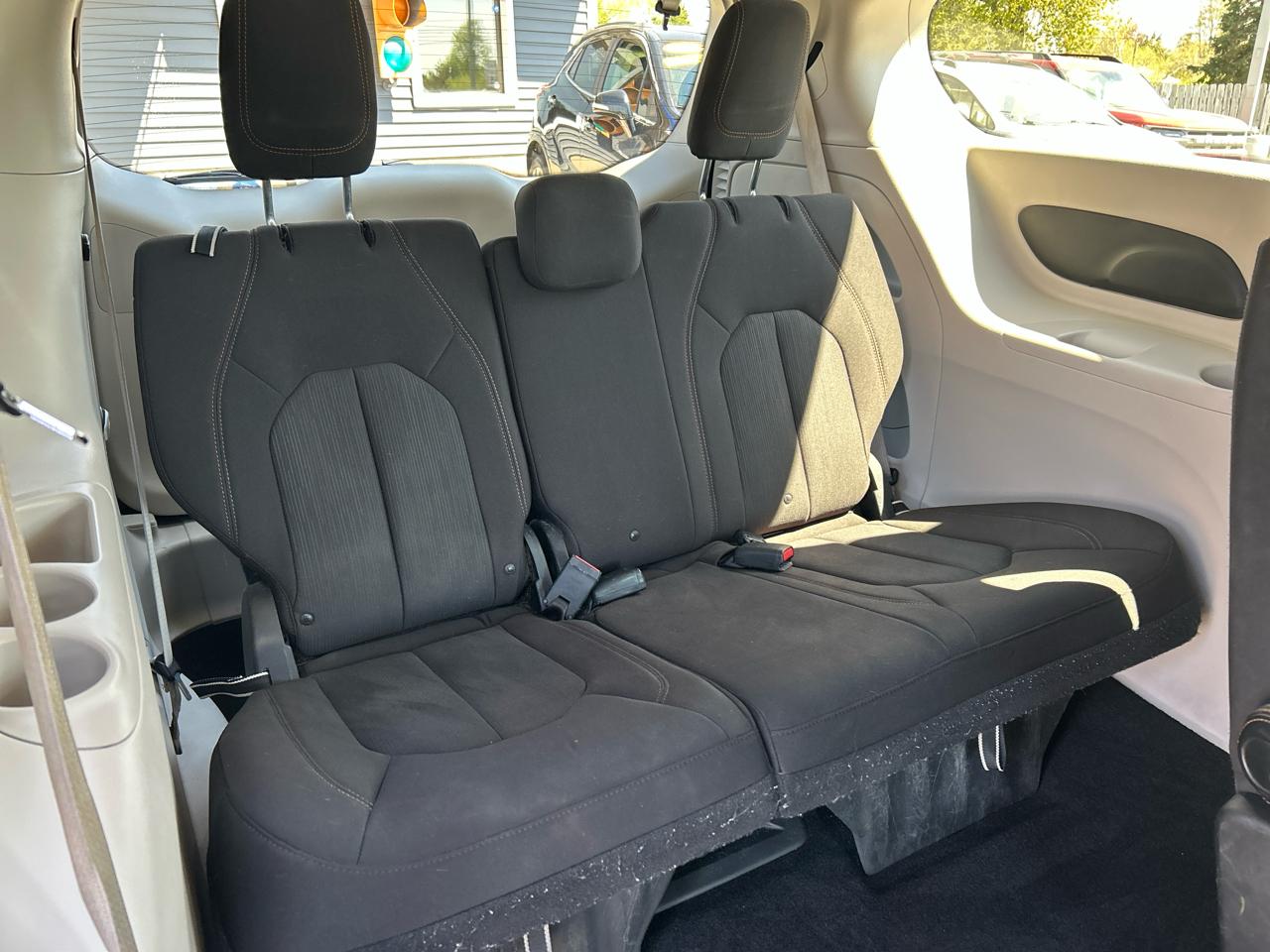 Chrysler Pacifica Touring 2017