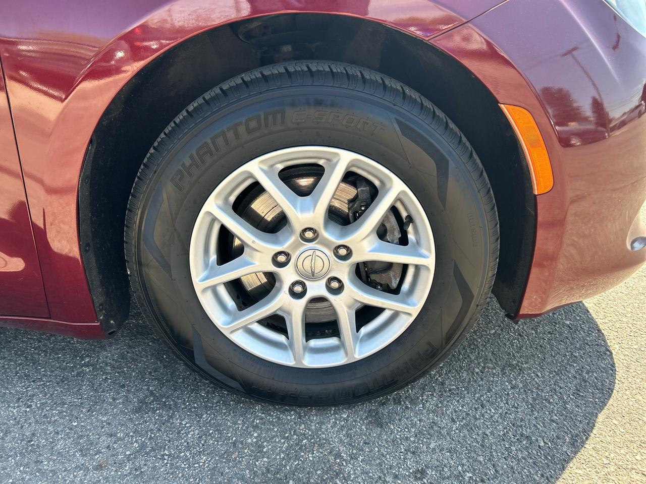 Chrysler Pacifica Touring 2017