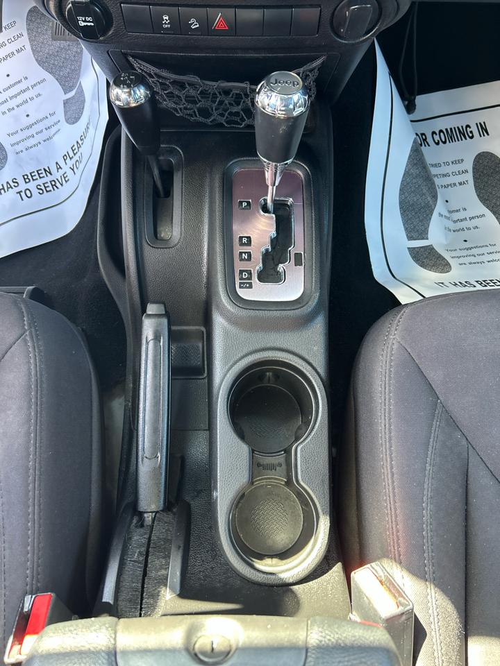 Jeep Wrangler Sport 4WD 2013