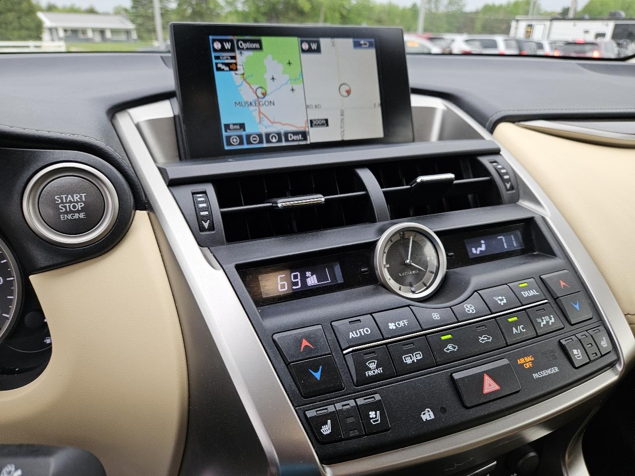 Lexus NX 200t AWD 2016