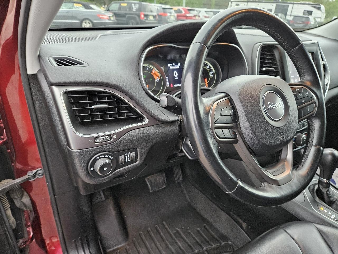 Jeep Cherokee Latitude Plus 4WD 2019