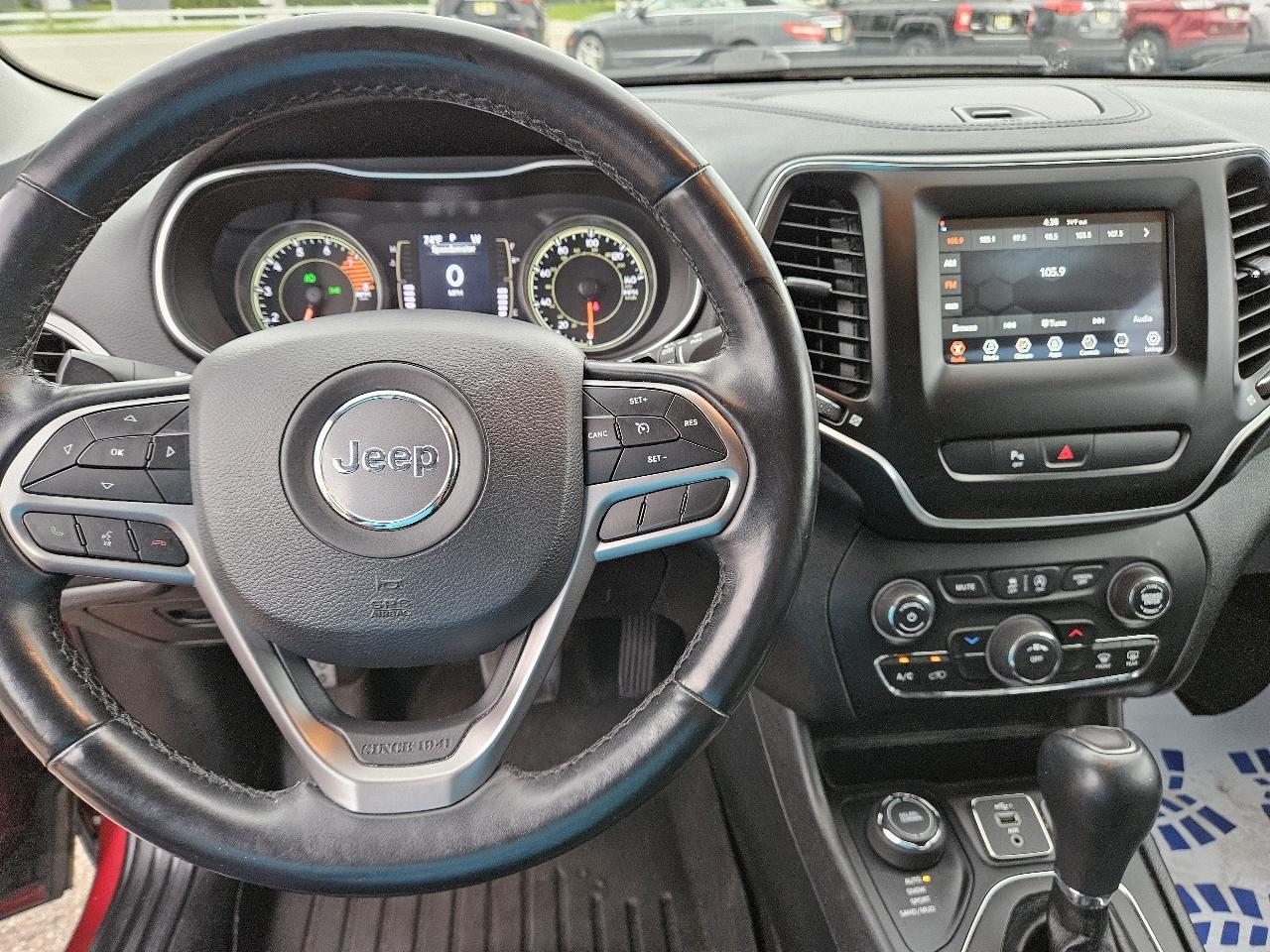 Jeep Cherokee Latitude Plus 4WD 2019
