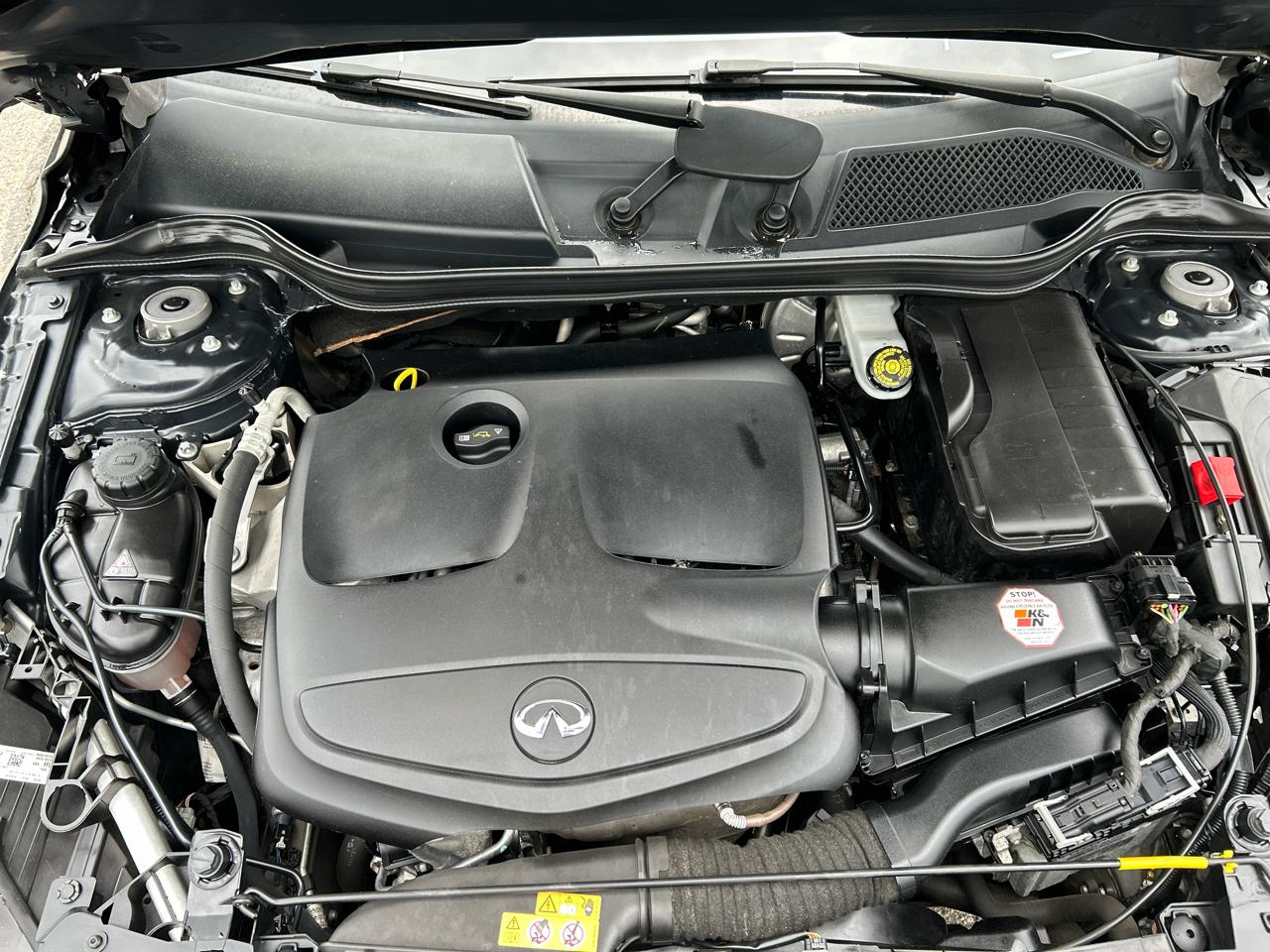 Infiniti QX30 Luxury AWD 2017
