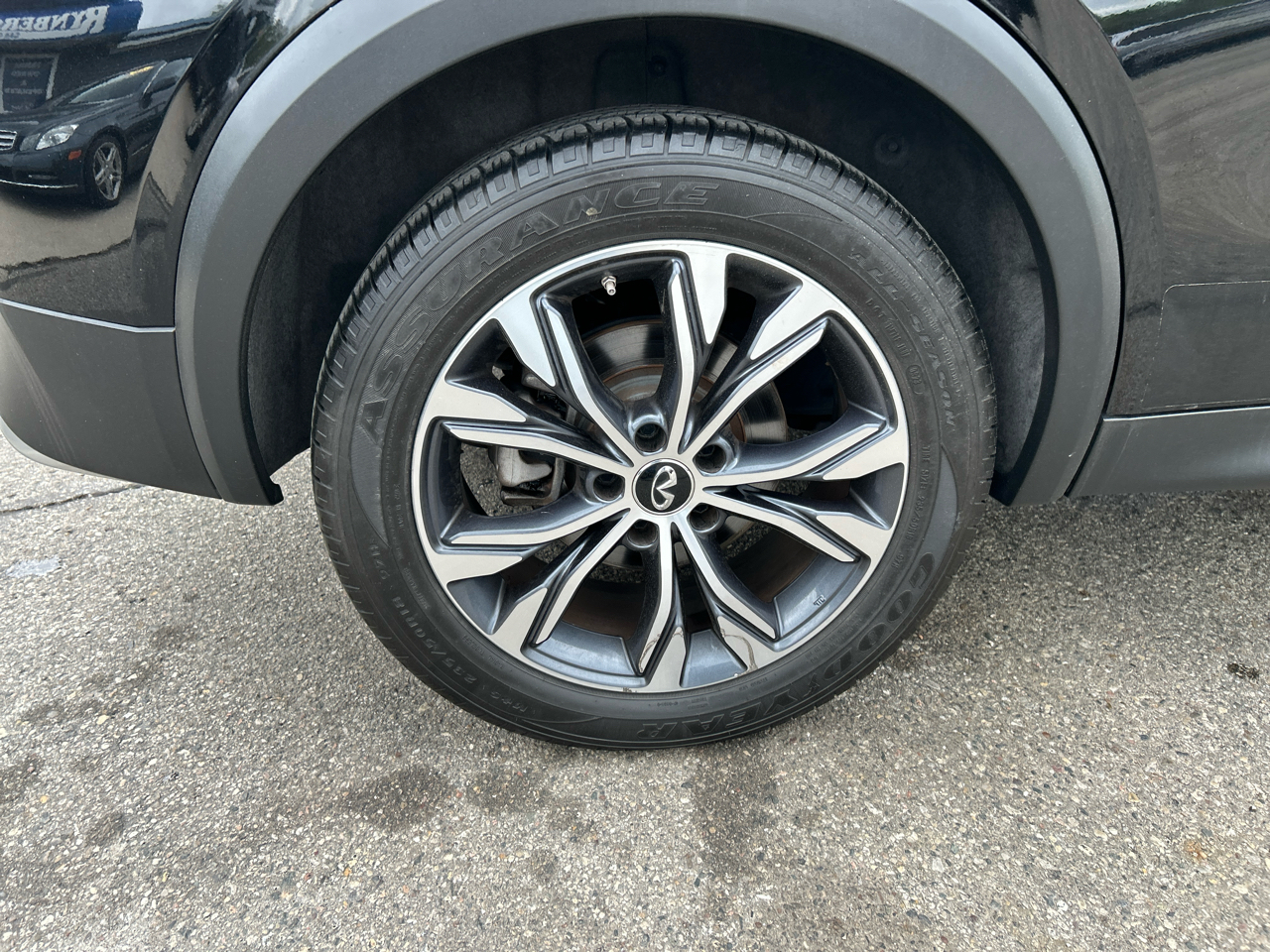 Infiniti QX30 Luxury AWD 2017