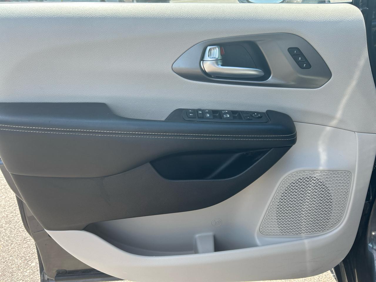 Chrysler Pacifica Touring-L 2022