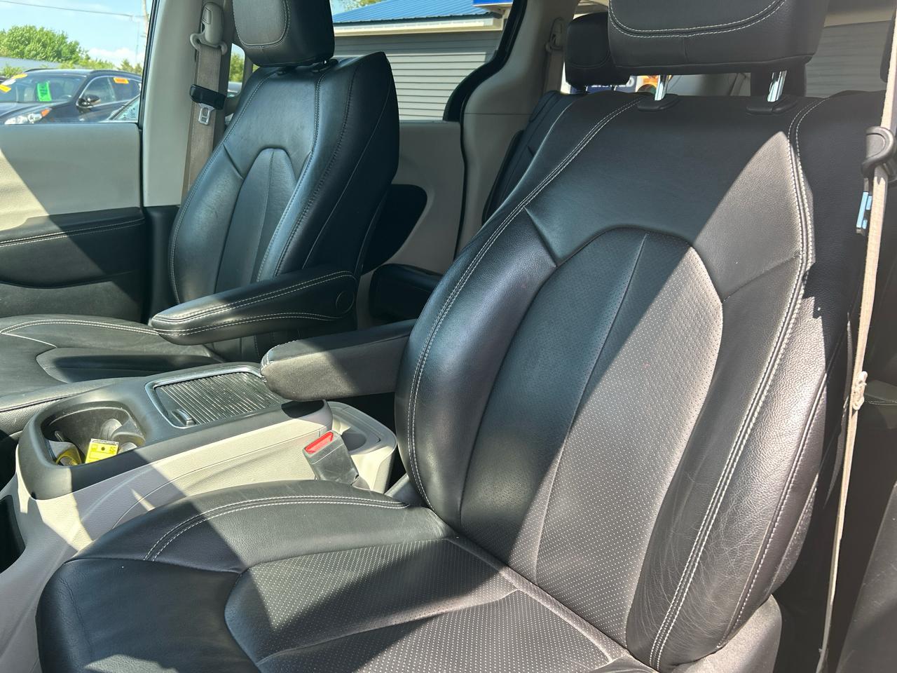 Chrysler Pacifica Touring-L 2022